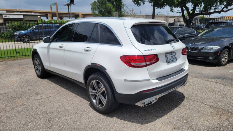 2019 Mercedes-Benz GLC GLC 300