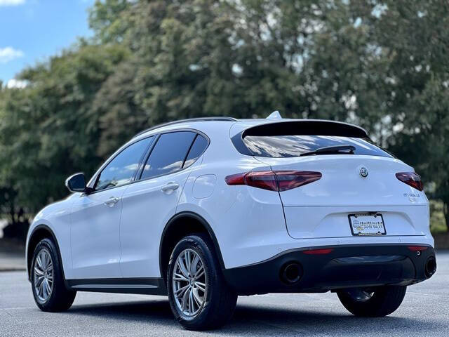 2022 Alfa Romeo Stelvio Sprint