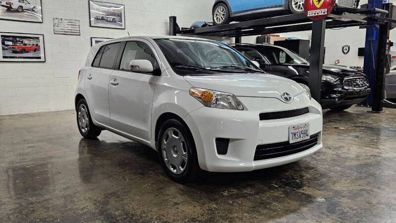 2009 Scion xD Base photo 12