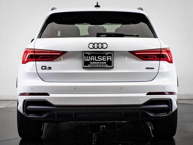 2025 Audi Q3 quattro S line Prem Plus 45 TFSI