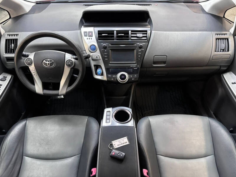 2012 Toyota Prius v