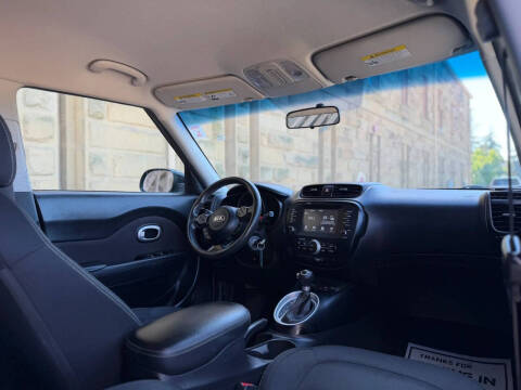 2018 Kia Soul +