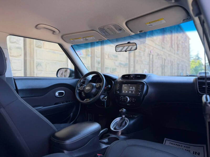 2018 Kia Soul +