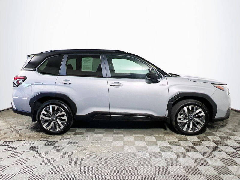 2025 Subaru Forester Touring Hybrid