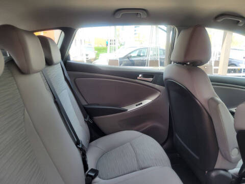 2016 Hyundai Accent SE