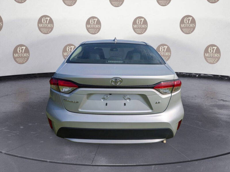 2022 Toyota Corolla LE