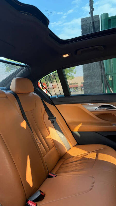 2018 BMW 7 Series 740i