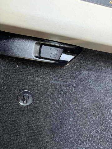 2013 Toyota Prius One