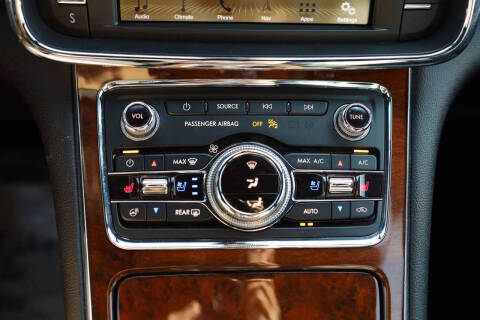 2019 Lincoln Continental Select