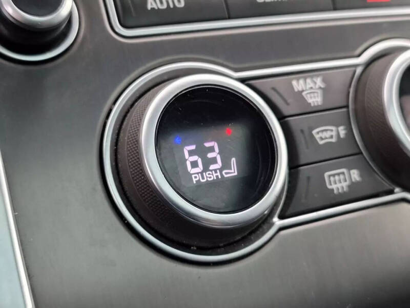 2016 Land Rover Range Rover Sport SE