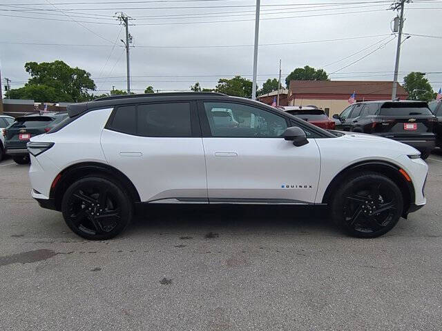 2025 Chevrolet Equinox EV RS