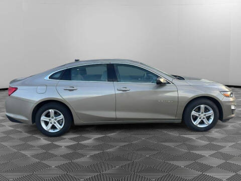 2025 Chevrolet Malibu LS