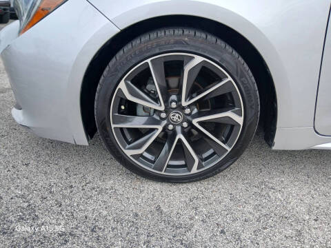 2020 Toyota Corolla Hatchback XSE