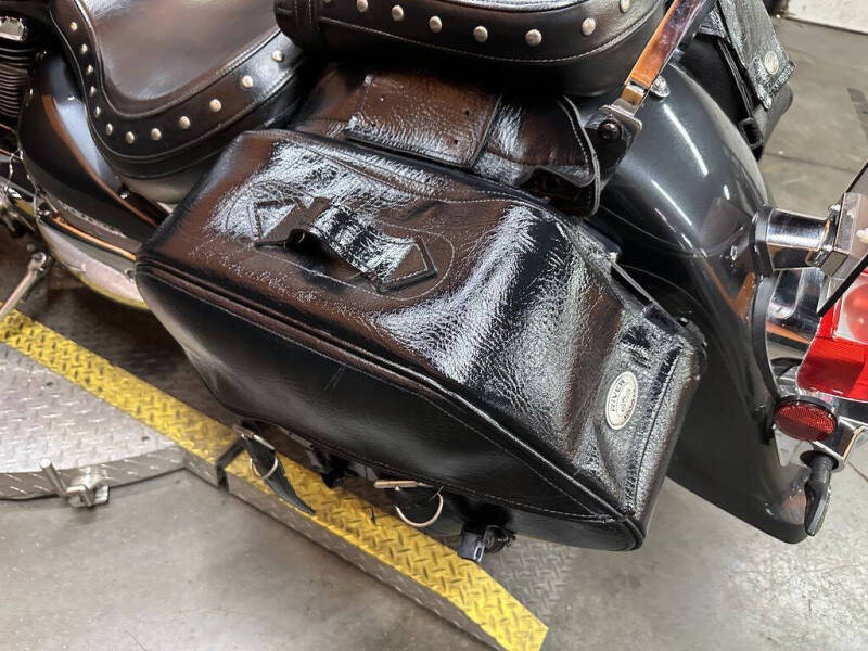 2004 Suzuki Intruder® Volusia™