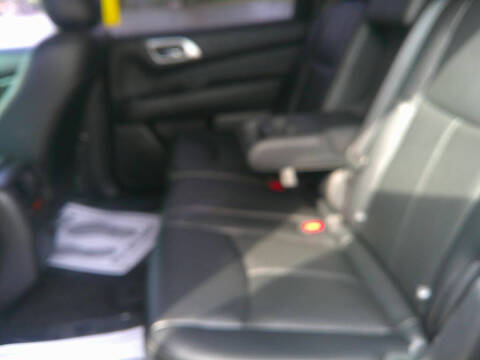 2015 Nissan Pathfinder Platinum