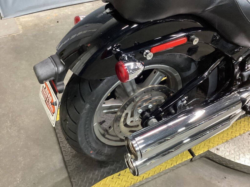 2022 Harley-Davidson® FXST - Softail® Standard