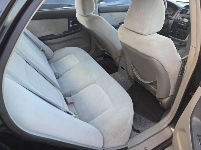 2005 Kia Spectra LX