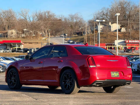 2017 Chrysler 300