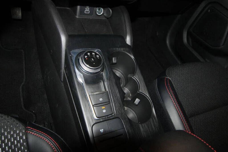2025 Ford Escape Hybrid ST-Line