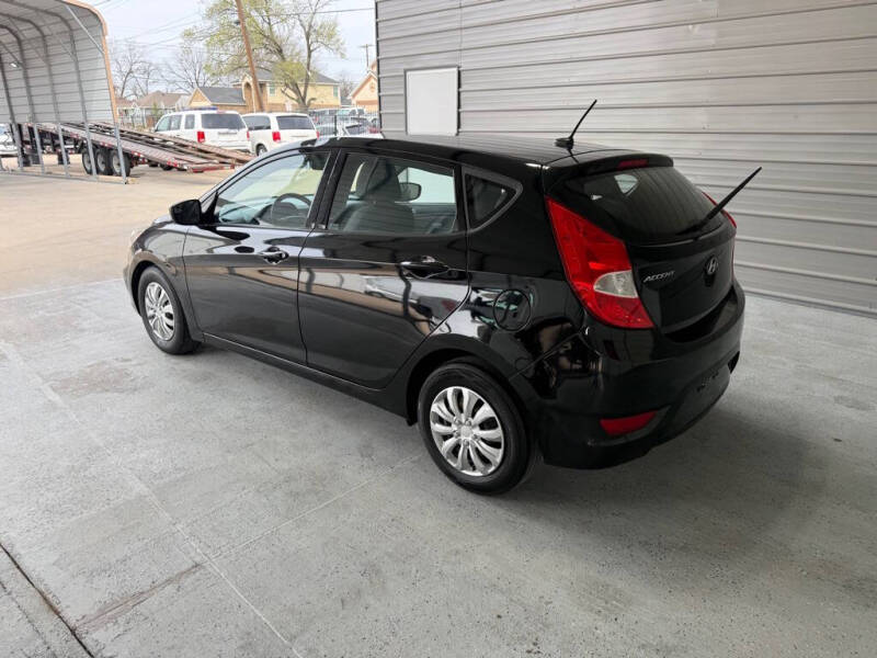 2016 Hyundai Accent SE