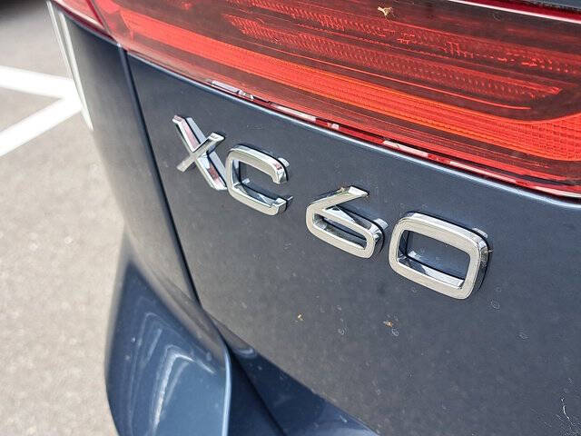 2026 Volvo XC60 T8 Plus