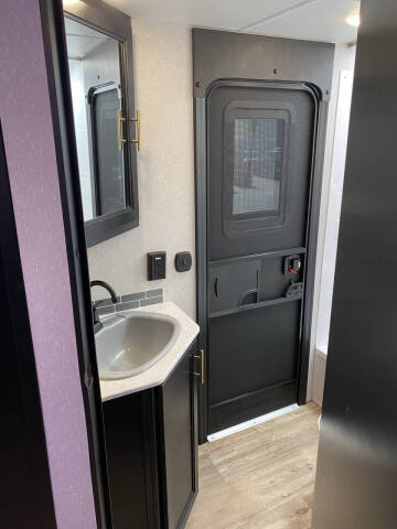 2021 Forest River Cherokee Grey Wolf 26DBH