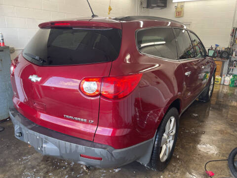 2010 Chevrolet Traverse LT