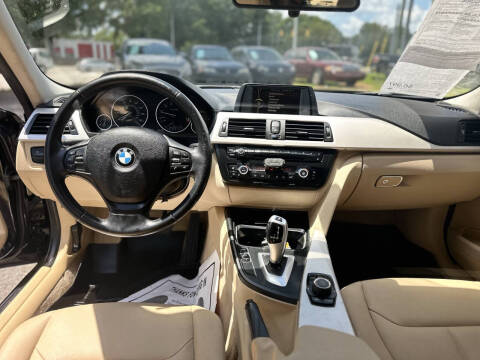 2014 BMW 3 Series 320i