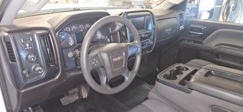 2017 GMC Sierra 3500HD CC