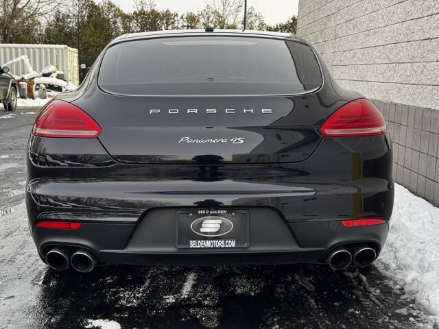 2016 Porsche Panamera 4S