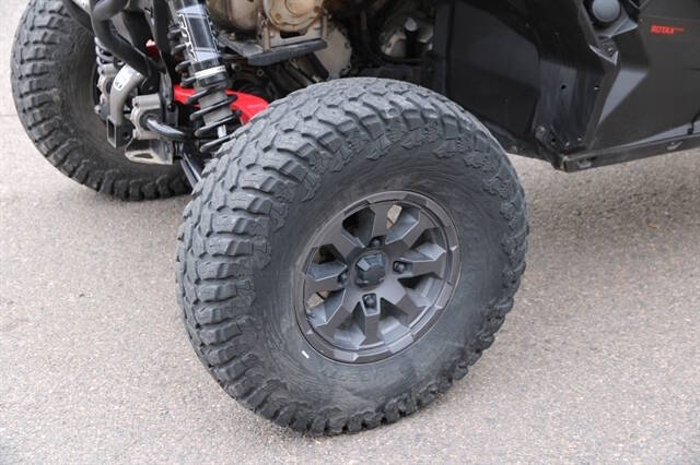 2024 Can-Am MAVERICK X