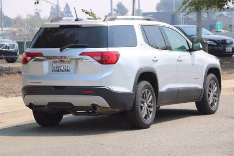 2017 GMC Acadia SLT-1