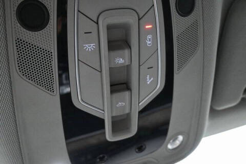 2019 Audi e-tron quattro Prestige