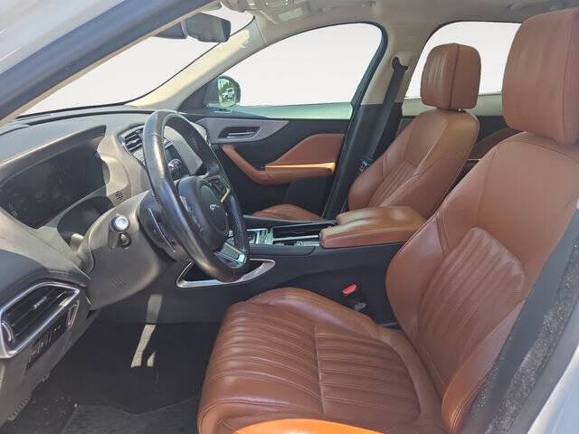 2019 Jaguar F-PACE 30t Portfolio