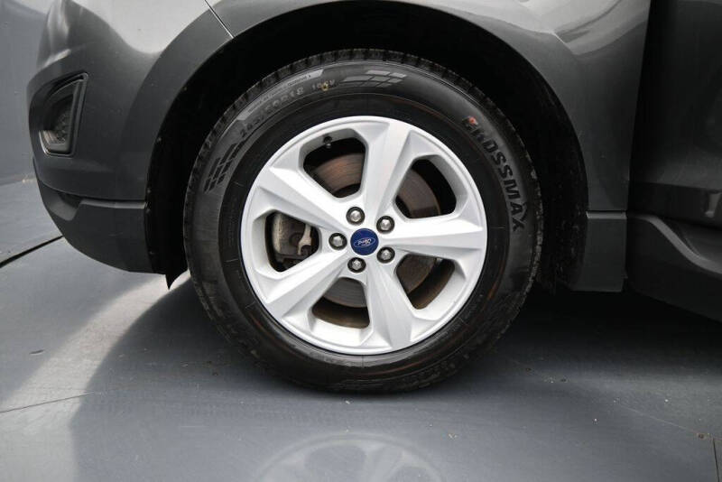 2018 Ford Edge SE