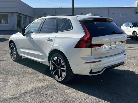 2026 Volvo XC60 B5 Plus