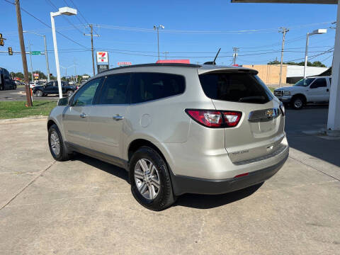 2017 Chevrolet Traverse LT