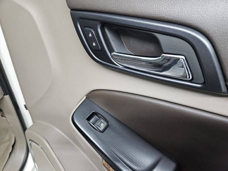 2015 Chevrolet Suburban LTZ