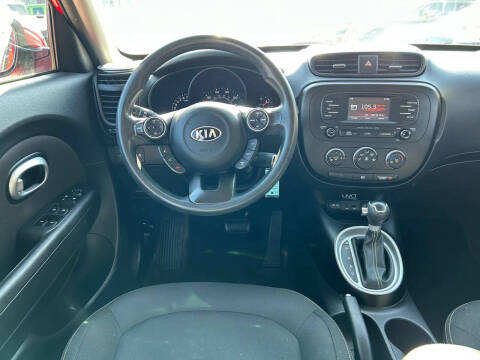 2015 Kia Soul +