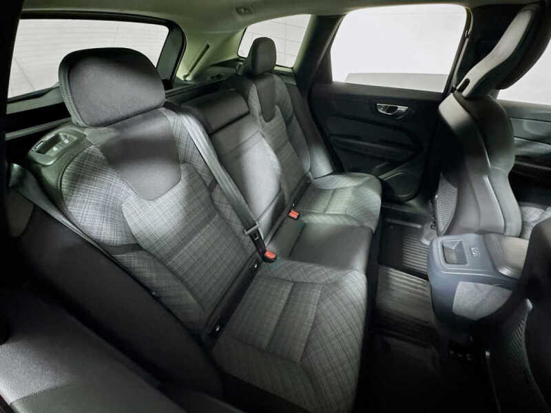 2023 Volvo XC60 B5 Core