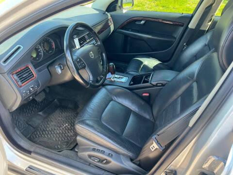 2008 Volvo V70 3.2