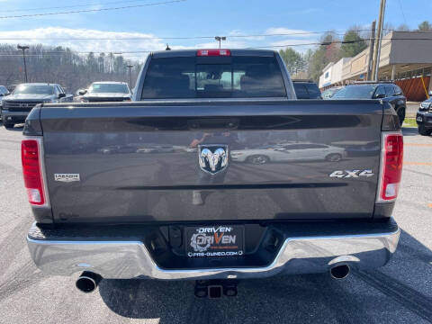 2017 RAM 1500 Laramie