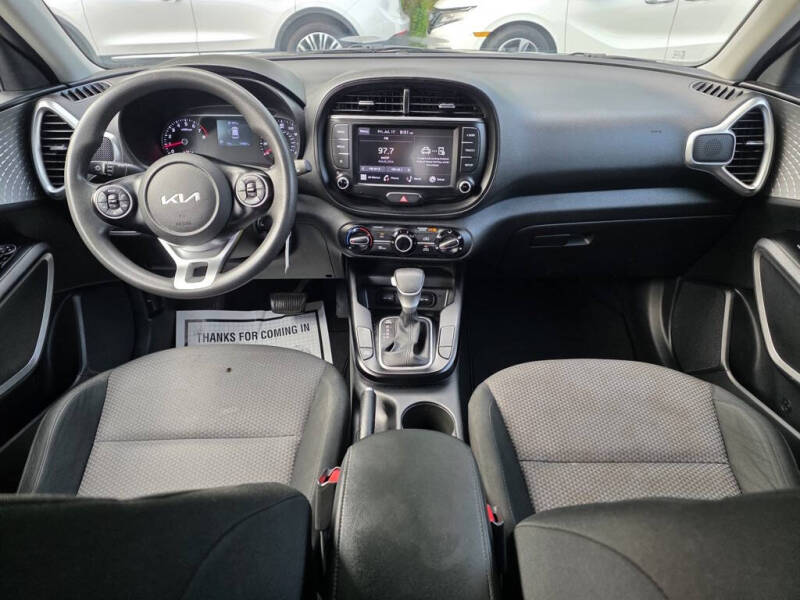 2022 Kia Soul LX