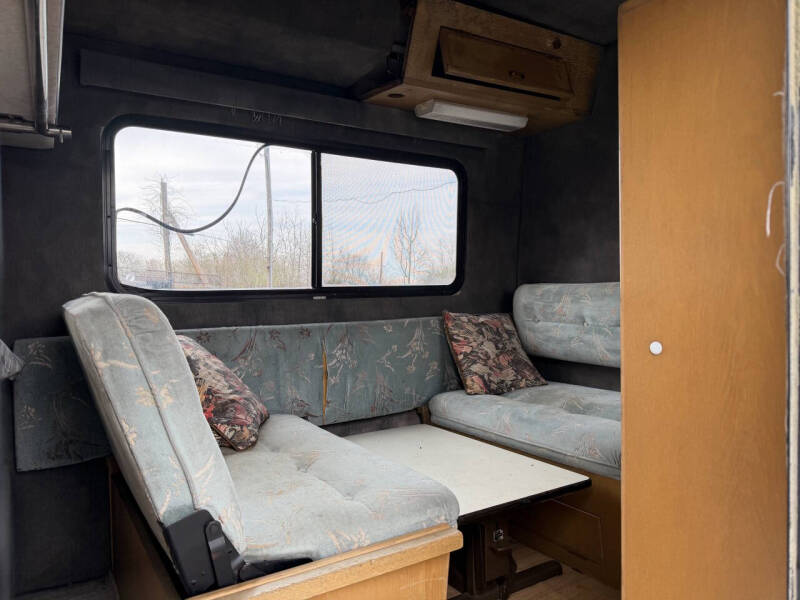 1998 Toyota HiAce