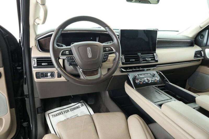 2022 Lincoln Navigator Reserve