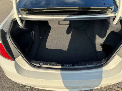 2016 BMW 5 Series 528i