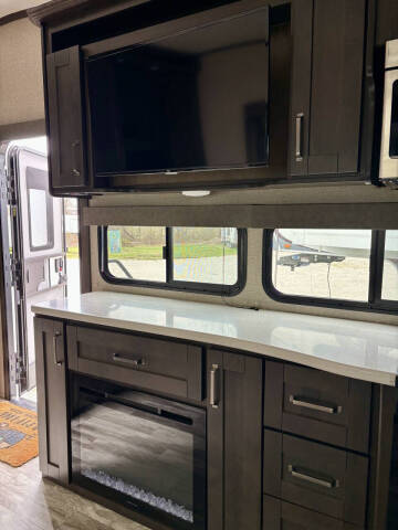 2021 Grand Design RV Reflection 28BH