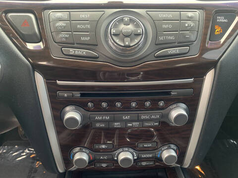 2014 Nissan Pathfinder Platinum