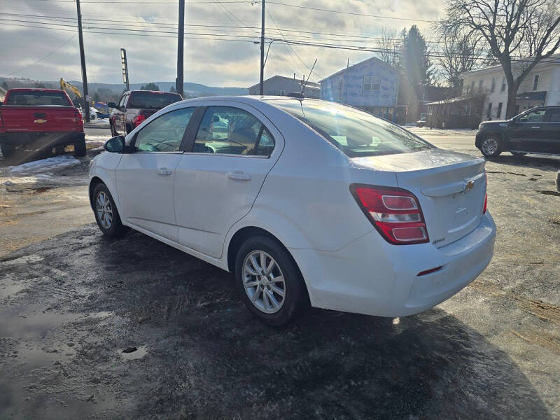2017 Chevrolet Sonic LT Auto