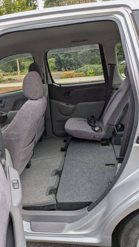 2000 Toyota Funcargo Yaris